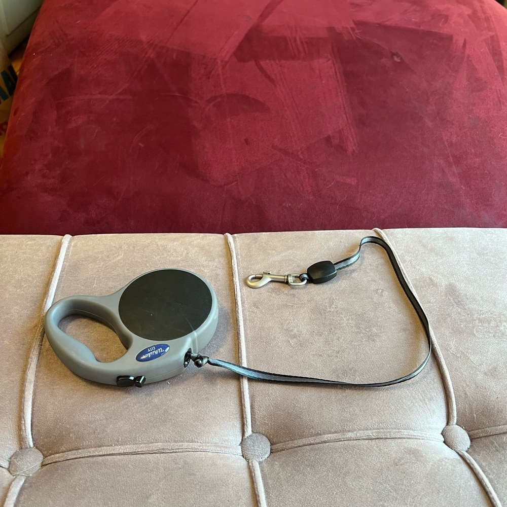 Whisker city retractable cat leash